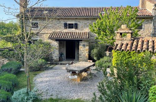 Groznjan House | Bolara 60: the Guesthouse