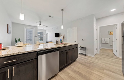 St. Peters Apartment | Bold 2215 I New I Free Parking