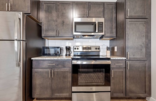 St. Peters Apartment | Bold 2415 I Stunning One Bedroom Modern Suite