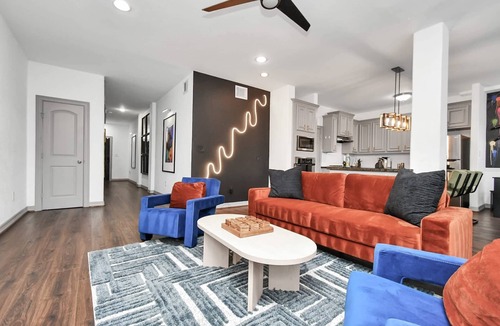 Northside Condo | Bold 3BR Near Downtown | Wine Wall + Balcony