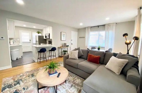 Grandview Heights Apartment | Bold & Beautiful Flat - Unmatched location!