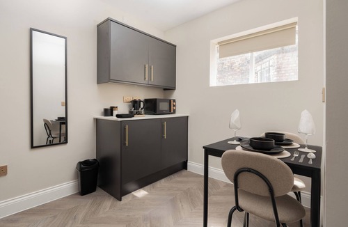 RopeWalks Apartment | Bold St ApartHotel | Book Individually or Book 8!