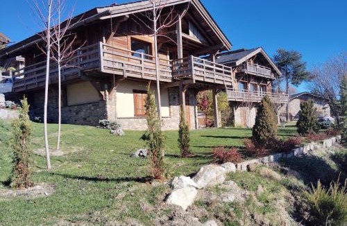 Superbolquere Ski Chalet | Bolquère I Chalet Boolly 5 étoiles luxe et bois I Vue montagne