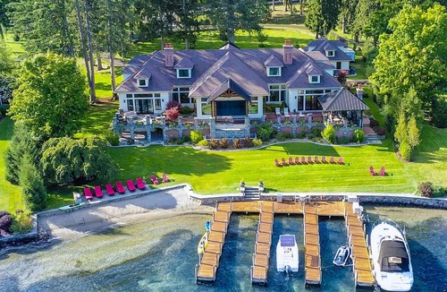 Bolton Landing House | Bolton Manor ~ Massive Lakefront, Beach, and Hot Tub.