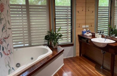 Bombah Point House | Bombah Point Eco Cottages