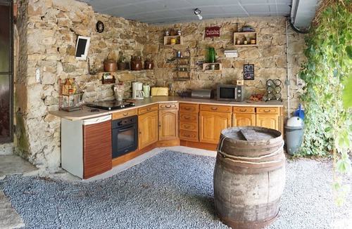 Varen Cottage | "Bon Accueil" Cosy cottage on the waterfront