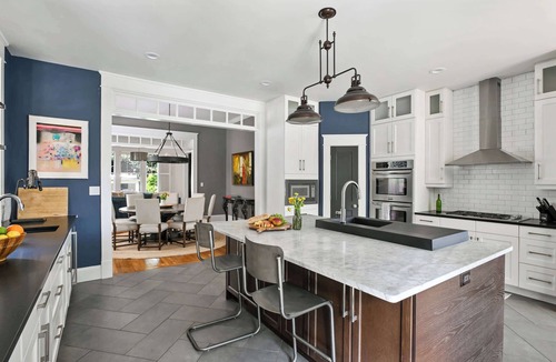 Poncey-Highland House | Bon Royale