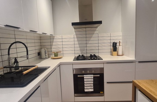 Werribee Apartment | Bon Voyage