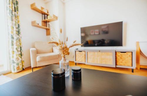 Toulouse East Apartment | BonAltitude - T3Bis - Sérénité, vue sur Pyrénées