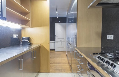 Sant Gervasi – la Bonanova Apartment | Bonanova attic apartment w/private terrace for 6