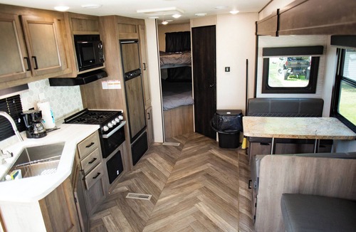 Lake Delton Cabin | Bonanza Camping Resort