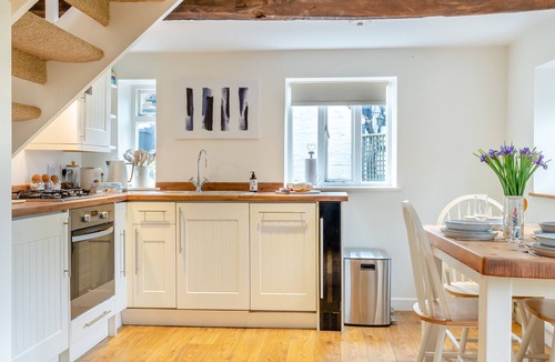 Upton St. Leonards House | Bond End Farm Cottage