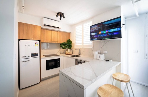 Bondi Apartment | Bondi Beach View Rooftop Pool