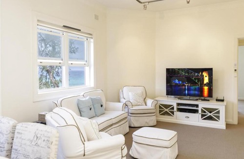 Bondi Beach Apartment | BONDI BEACHFRONT (I719)-L'Abode Accommodation