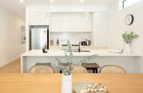Bondi Beach House | Bondi Coastal Charm ISYD