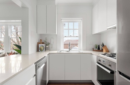 Woollahra Apartment | Bondi Junction Apartments by Urban Rest