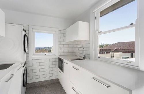 Woollahra Apartment | Bondi Junction Apartments by Urban Rest