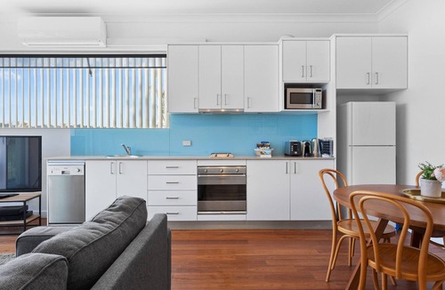 North Bondi House | Bondi Vista Beachfront Apartment