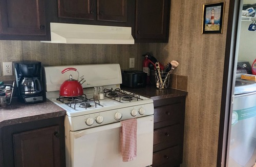 North East House | Bonfire by the Creek
