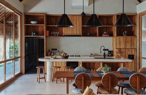 Selong Belanak Hotel | Boni Beach Hotel & Restaurant