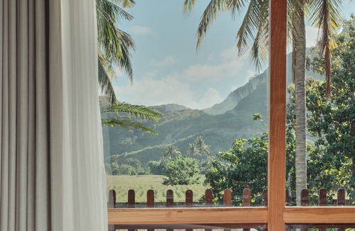 Selong Belanak Hotel | Boni Beach Hotel & Restaurant