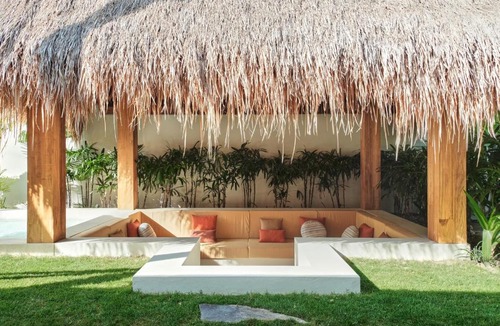 Selong Belanak Villa | Boni Beach Villas