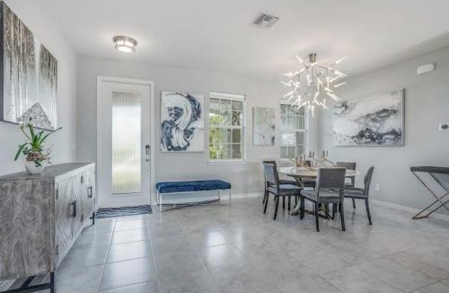 Bonita Springs House | Bonita's Designer Destination