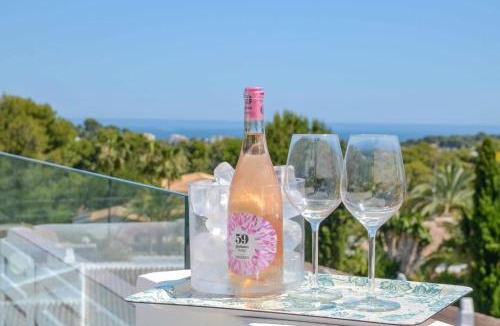 Javea Ski Chalet | Bonita stay: B Sky: Piscina caliente, vistas, wifi