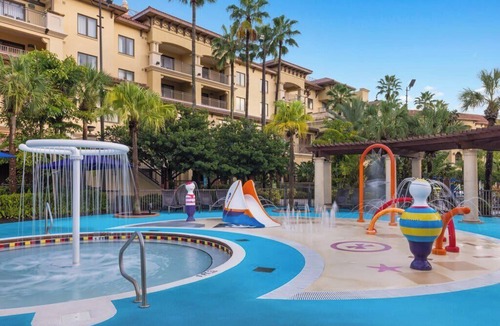 Lake Buena Vista Condo | Bonnet Creek, one bedroom, 5 minutes from Disney