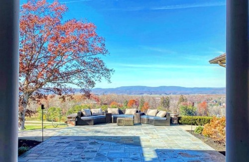 Lewisburg House | Bonnie Brae