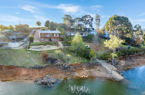 Bonnie Doon House | Bonnie Dawn - Water Front