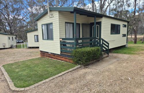 Bonnie Doon Hotel | Bonnie Doon Caravan Park