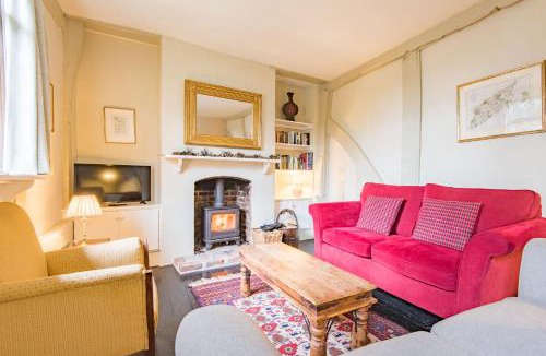 Goodnestone House | Bonnington Cottage by Bloom Stays