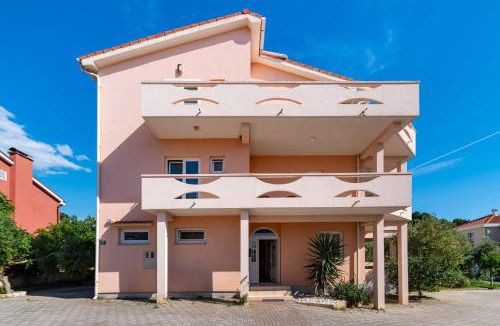 Zrce Apartment | BonVie Apartments in Center B7