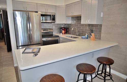 Holiday Isle Condo | Book 7 Nights & SAVE! LOW LOW RATES!nFree Beach Service included TOO!