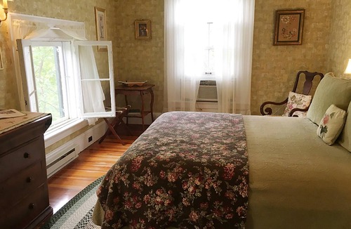 Geneseo Bed & Breakfast | Book all 4 units in this National Historic Landmark in the Village of Geneseo