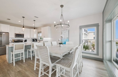 Indian Pass House | Book for Spring Break! Beach Front and Gulf Views! Private Pool! Dog-Friendly!
