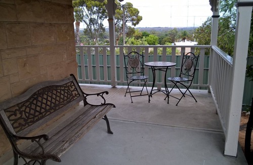 Waikerie Cottage | Book Keepers Cottage