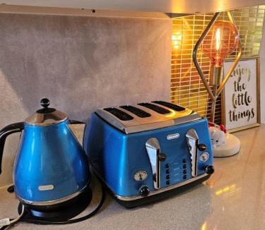 Mount Albert Apartment | Book Now Affordable Cute Cozy studio with Carpark 23