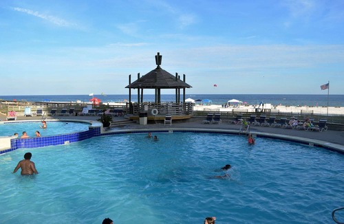 Orange Beach Condo | BOOK NOW! BEACH FRONT-WRAP AROUND BALCONY-SUMMER HOUSE-ORANGE BEACH