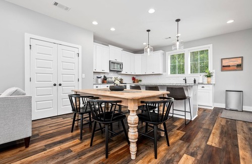 Auburn House | Book Now for Argentina-Iceland Pre-World Cup! Auburn Jordan-Hare Stadium 1.4 Mi