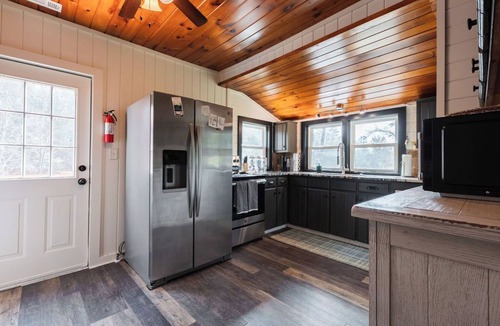 Morganton Cabin | Book now for best summer rates! Water View & Peace