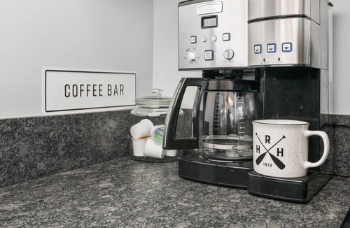 Newberg House | Book Now for Summer 2025!