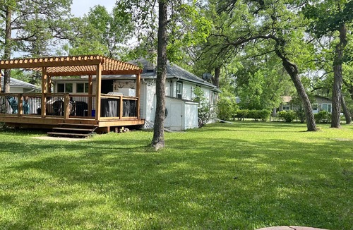 Winnipeg Beach Cabin | Book now! Space is limited!