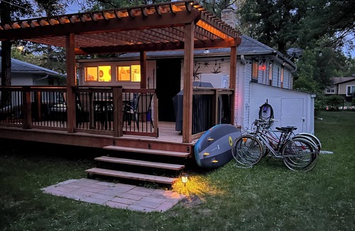 Winnipeg Beach Cabin | Book now! Space is limited!