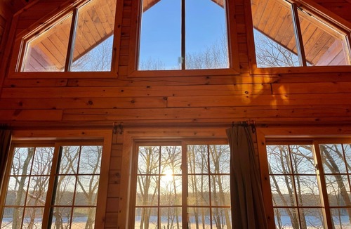 Long Prairie Cabin | Book that summer vacation now!