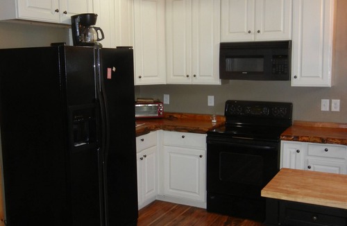 Gloversville Cottage | Book your Adirondack Getaway Now!