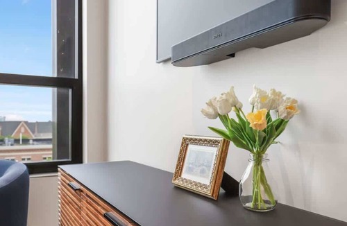 Holland Condo | Book Your Spring Getaway! Downtown Condo near Hope
