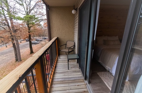Fairfield Bay Condo | Book your stay now