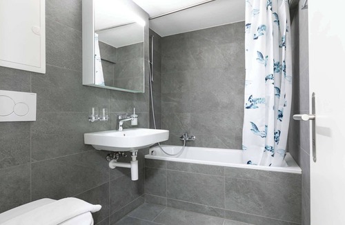 St. Gallen Apartment | book2stay 1.5-room apartment #3 Hirschberg up to 2 people
